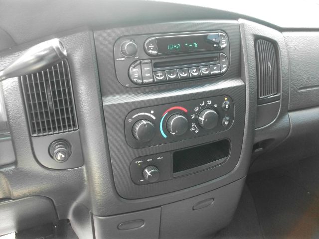 Dodge Ram 1500 2005 photo 8