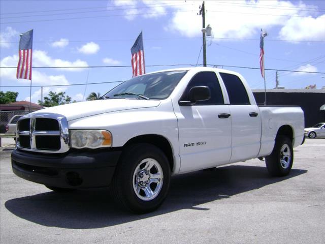Dodge Ram 1500 2005 photo 2