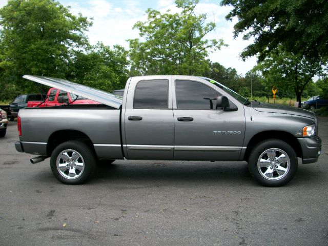 Dodge Ram 1500 2005 photo 9
