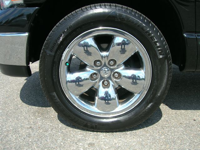 Dodge Ram 1500 2005 photo 4