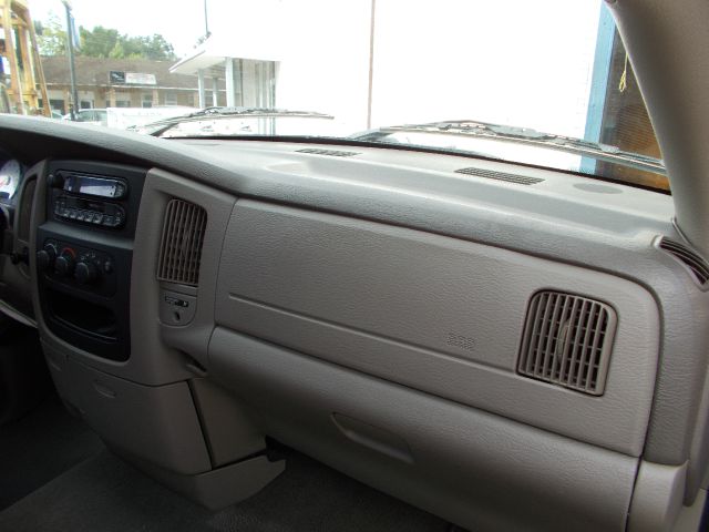 Dodge Ram 1500 2005 photo 4