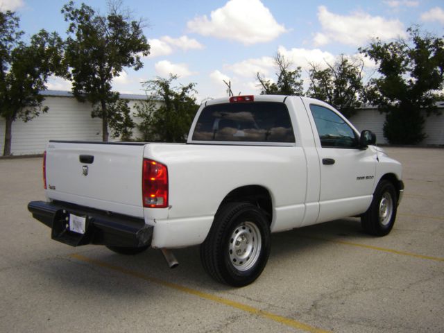 Dodge Ram 1500 2005 photo 4