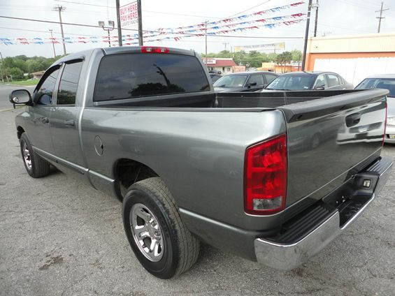 Dodge Ram 1500 2005 photo 4