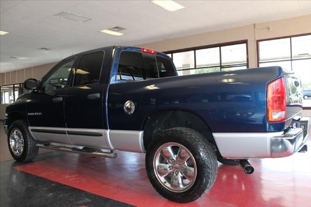 Dodge Ram 1500 Ext WT Pickup Truck