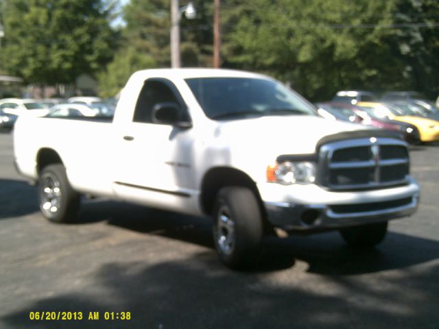 Dodge Ram 1500 F-250 Styleside Pickup Truck