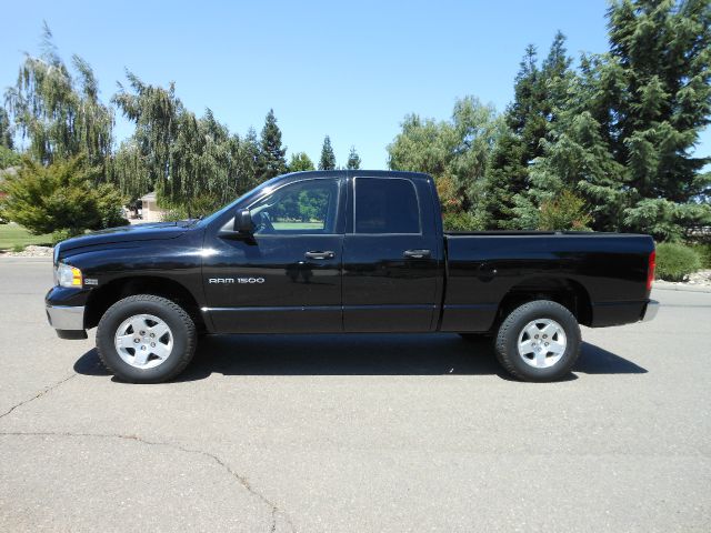 Dodge Ram 1500 2005 photo 2