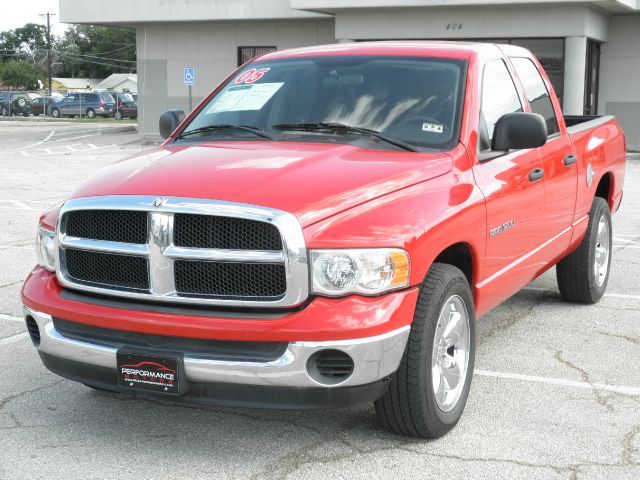 Dodge Ram 1500 2005 photo 2