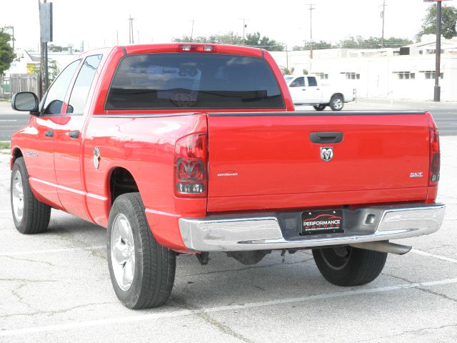 Dodge Ram 1500 2005 photo 3