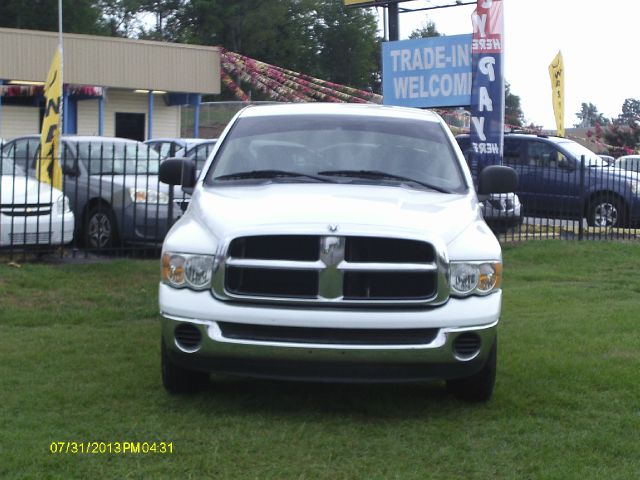 Dodge Ram 1500 Ext WT Pickup Truck