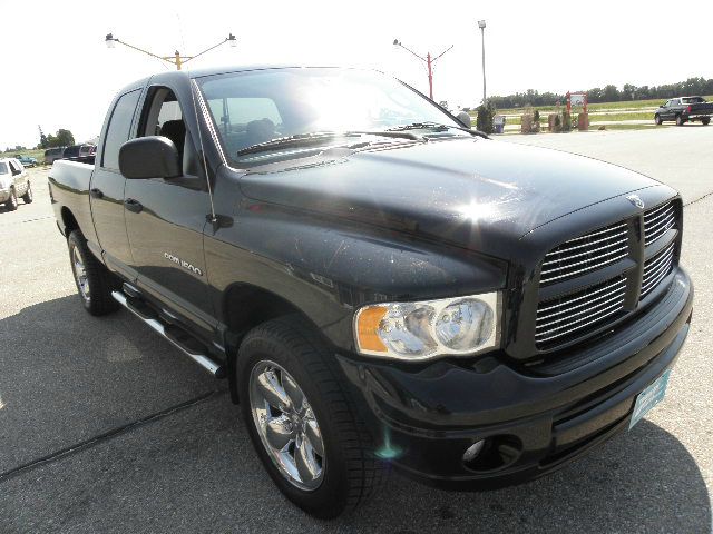 Dodge Ram 1500 2005 photo 2