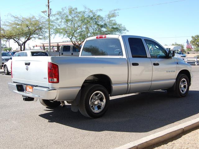 Dodge Ram 1500 SLT Pickup Truck