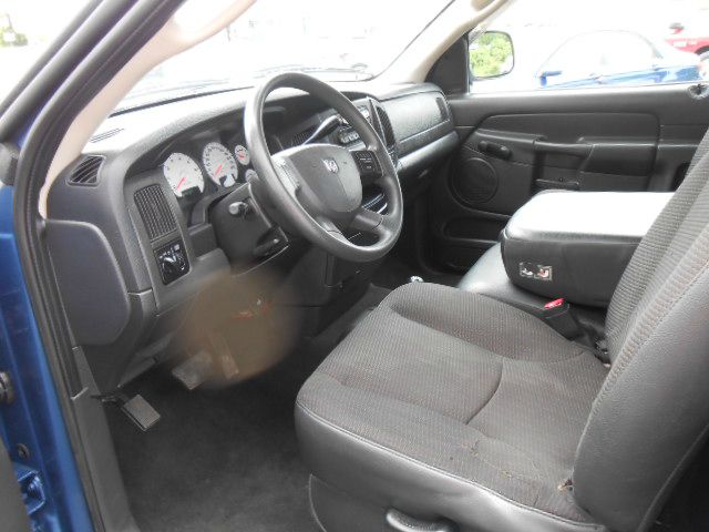 Dodge Ram 1500 2005 photo 14