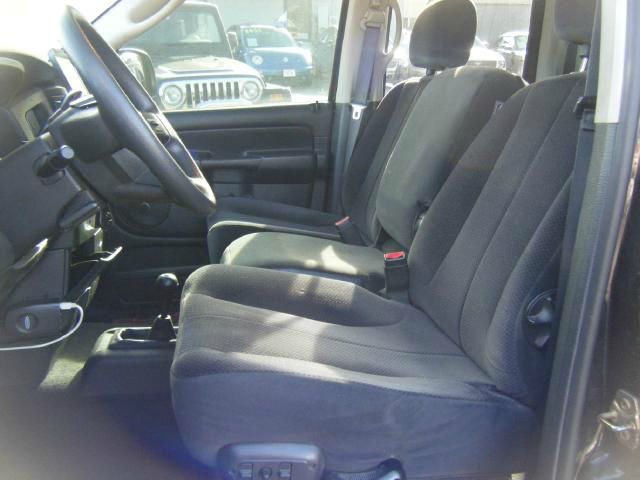 Dodge Ram 1500 2005 photo 2