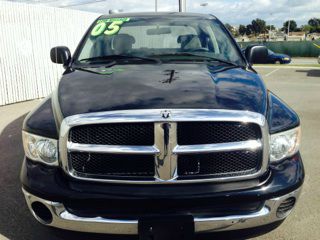 Dodge Ram 1500 2005 photo 3