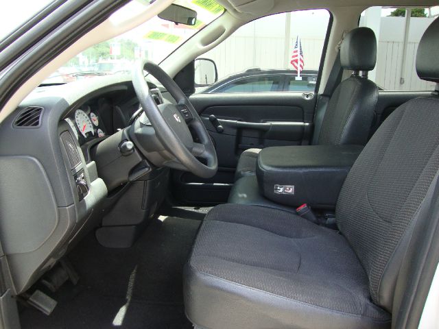 Dodge Ram 1500 2005 photo 3