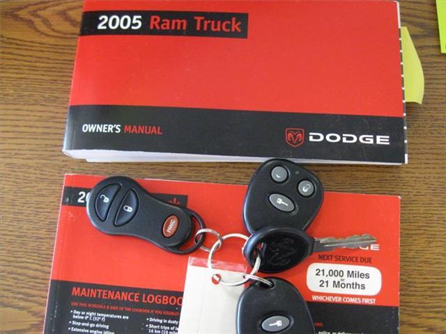 Dodge Ram 1500 2005 photo 13
