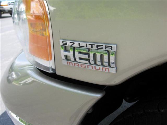 Dodge Ram 1500 2005 photo 6