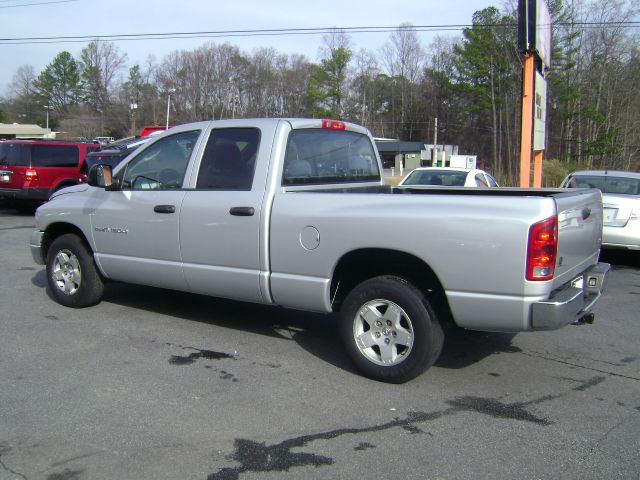 Dodge Ram 1500 2005 photo 2