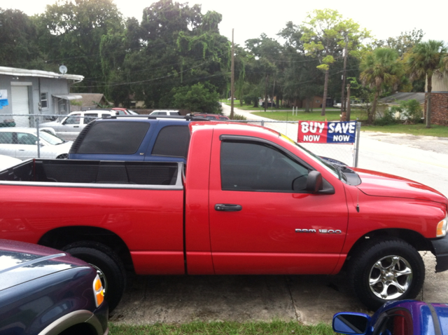 Dodge Ram 1500 2005 photo 2