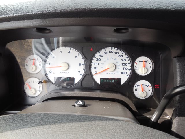 Dodge Ram 1500 SL 2500 Snow Plow Pickup Truck