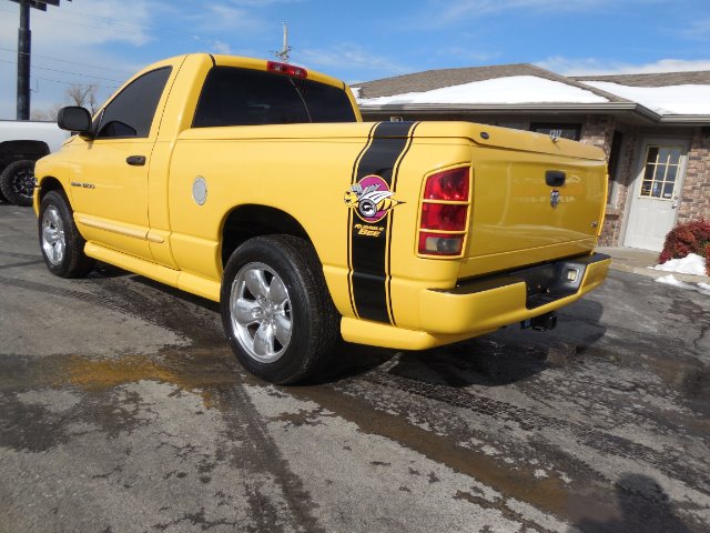 Dodge Ram 1500 2005 photo 3