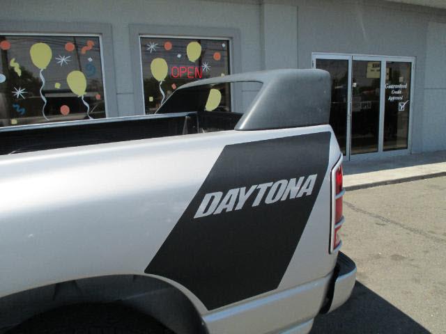 Dodge Ram 1500 Ext WT Pickup Truck