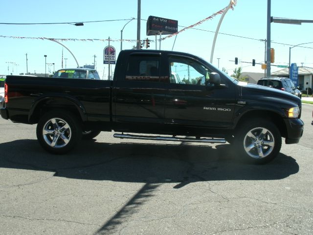 Dodge Ram 1500 2005 photo 3