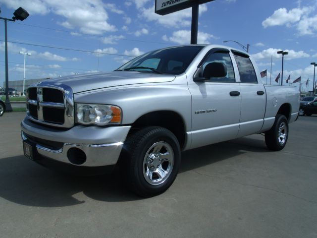 Dodge Ram 1500 4dr 4WD EXT LS 4x4 SUV Pickup Truck