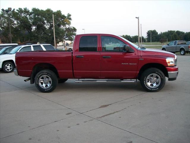 Dodge Ram 1500 2006 photo 2