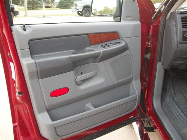 Dodge Ram 1500 2006 photo 4