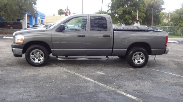 Dodge Ram 1500 2006 photo 2