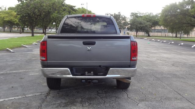 Dodge Ram 1500 2006 photo 4