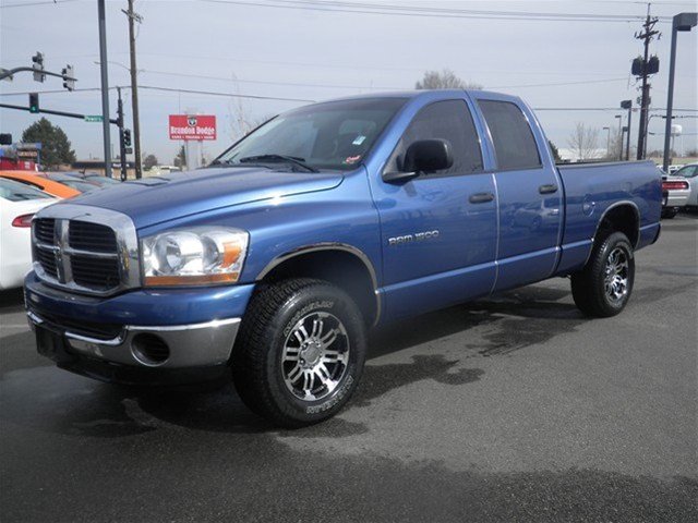 Dodge Ram 1500 2006 photo 3
