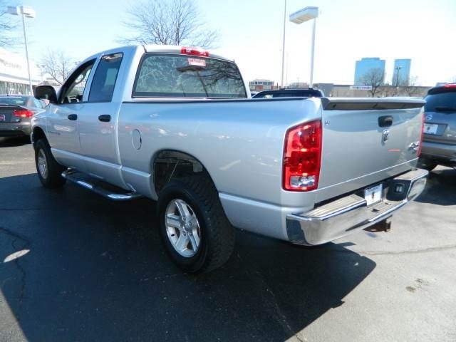 Dodge Ram 1500 2006 photo 3