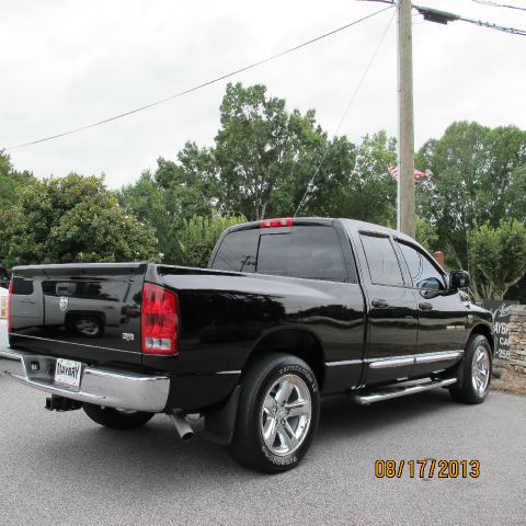 Dodge Ram 1500 2006 photo 3