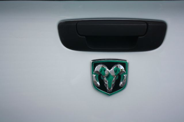 Dodge Ram 1500 2006 photo 4