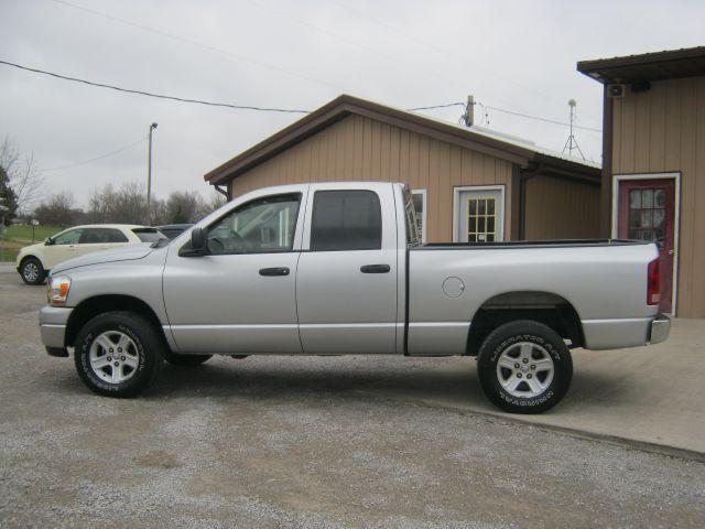 Dodge Ram 1500 2006 photo 2