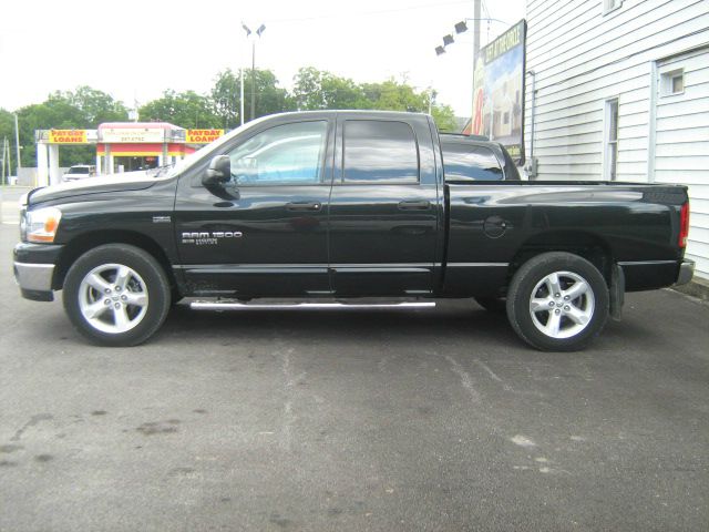 Dodge Ram 1500 LS ES Pickup Truck