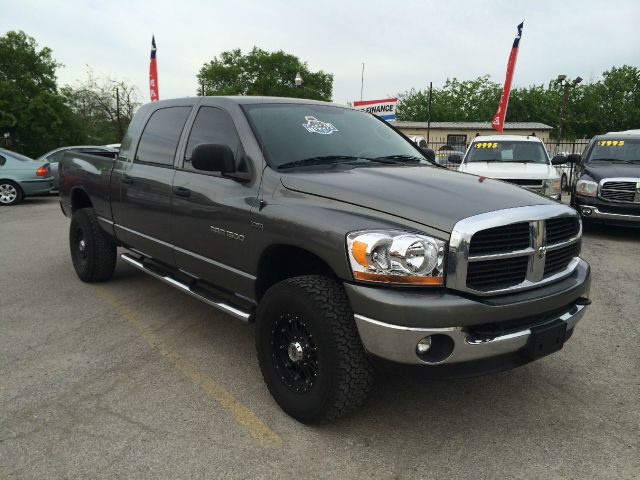 Dodge Ram 1500 2006 photo 3