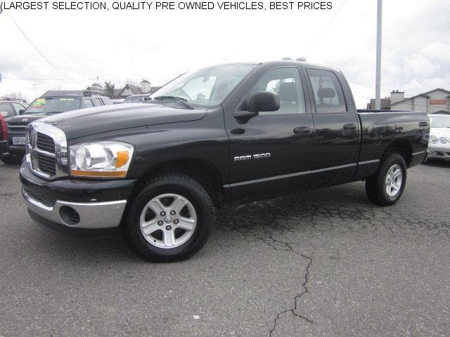 Dodge Ram 1500 4WD Supercab 133 FX4 Pickup