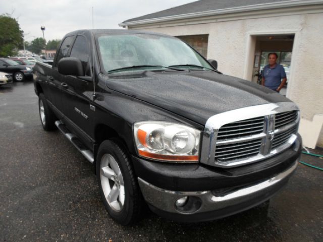 Dodge Ram 1500 2006 photo 3