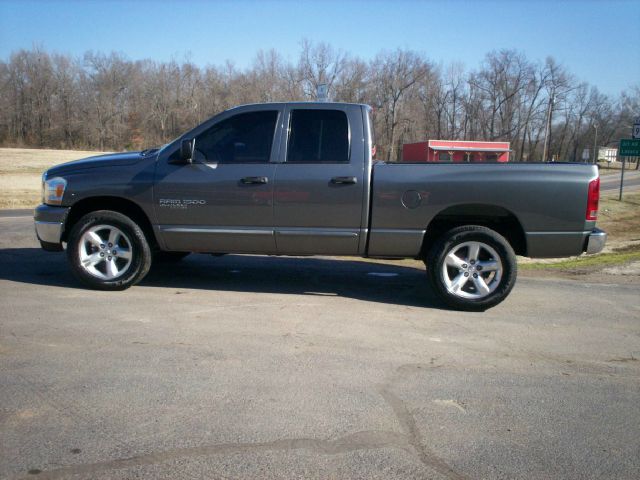 Dodge Ram 1500 2006 photo 3