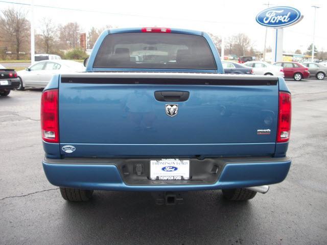 Dodge Ram 1500 2006 photo 3