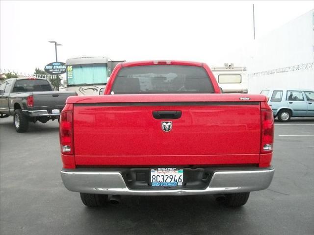 Dodge Ram 1500 2006 photo 3