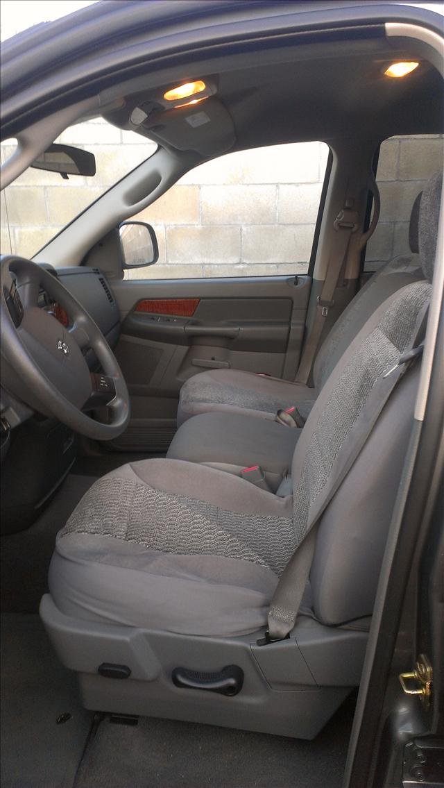 Dodge Ram 1500 2006 photo 2