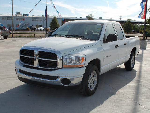 Dodge Ram 1500 SLT Pickup