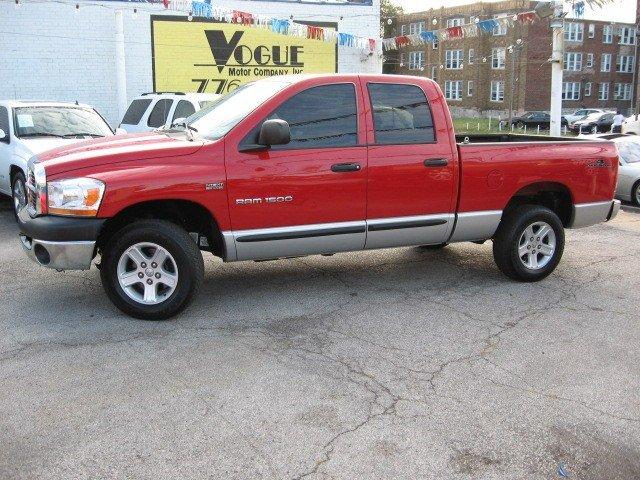 Dodge Ram 1500 CX Minivan 4D Pickup