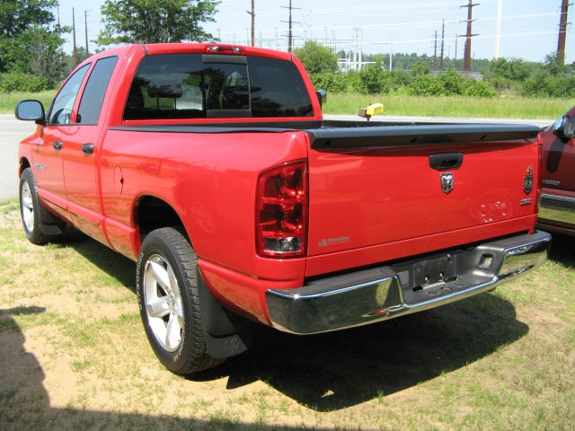 Dodge Ram 1500 2006 photo 2