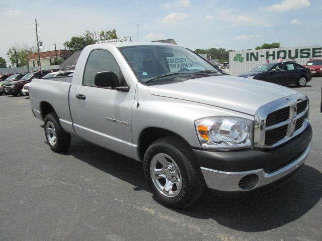 Dodge Ram 1500 Lsautomatic, Extra Clean Pickup Truck