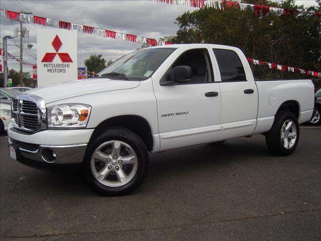 Dodge Ram 1500 SE SOFT TOP Pickup